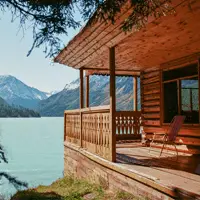 Dream Beds  Adults on Smith Mountain Lake Lake Rental  Dream House Retreat   Lakelubbers